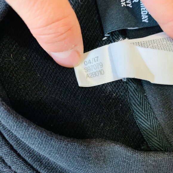Adidas Women Sweatshirt Running Essentials Black Training Gym S97079 Sz Small - Picture 9 of 9